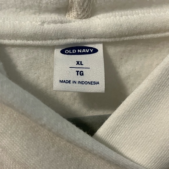 Old navy oversized hoodie - Picture 3 of 4